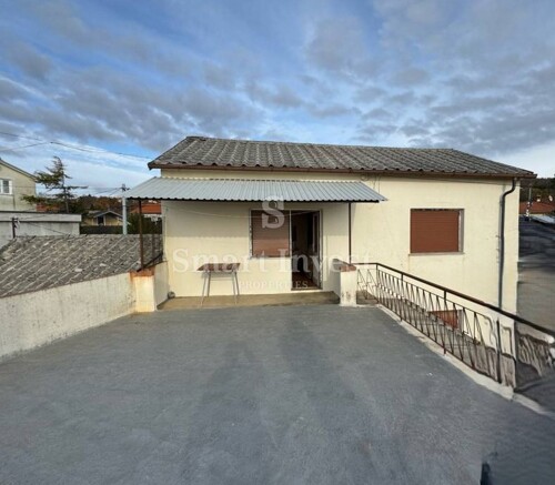 TRINAJSTIĆI - KASTAV, dvojna kuća od 300 m2