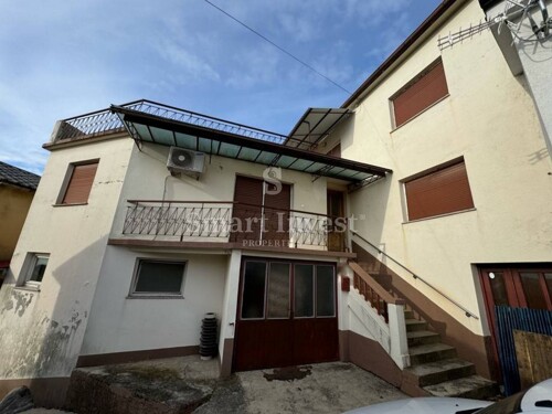 TRINAJSTIĆI - KASTAV, dvojna kuća od 300 m2