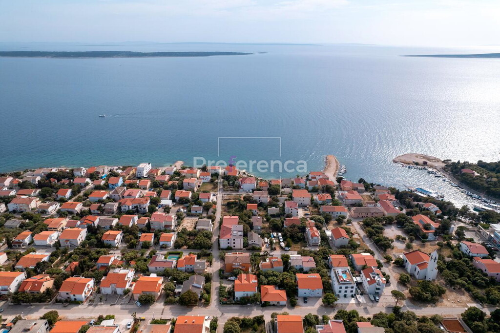 Image 6226886 - 3