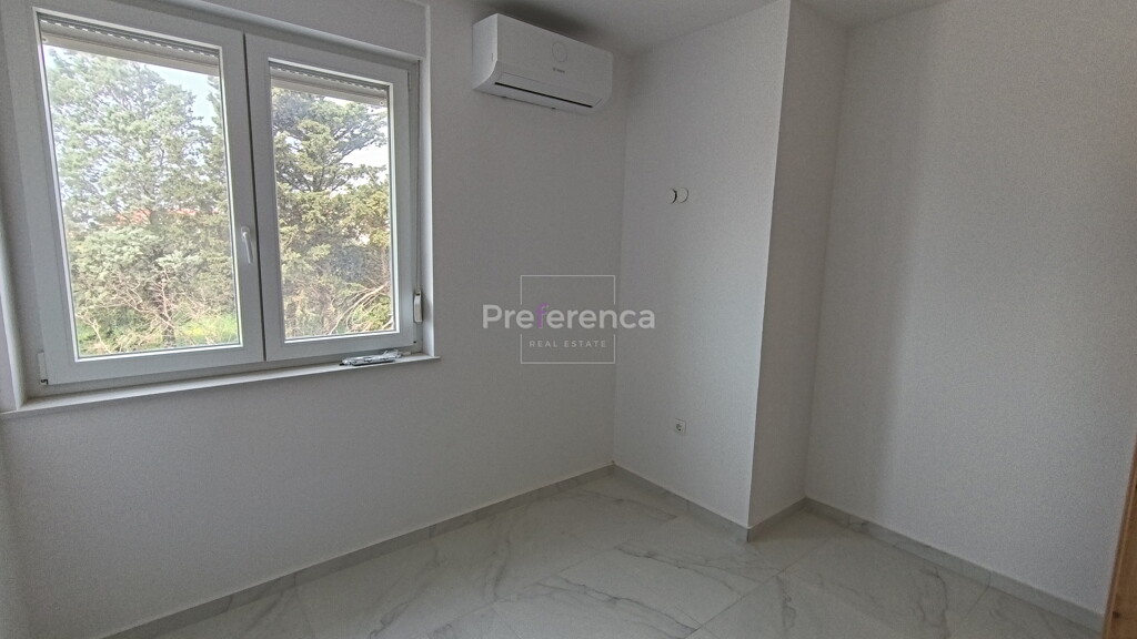 Image 6226910 - 16