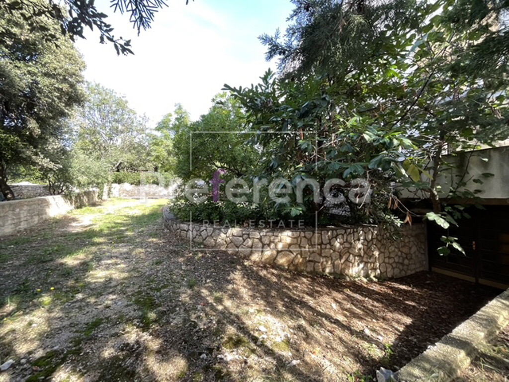 Image 6226914 - 8