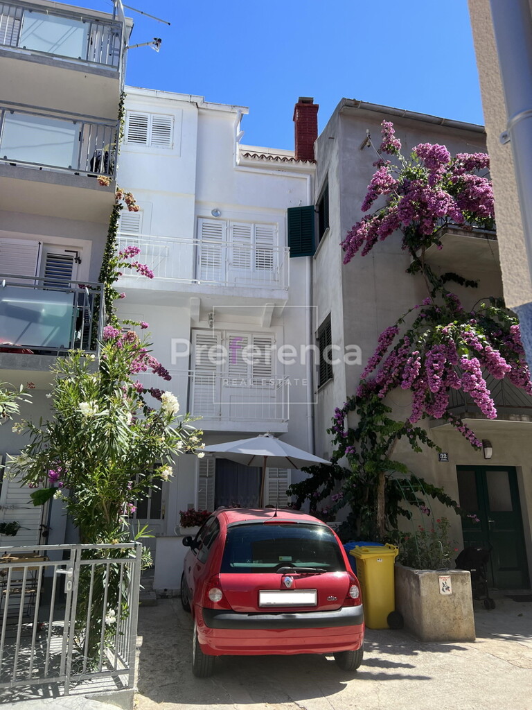 Image 6226915 - 21