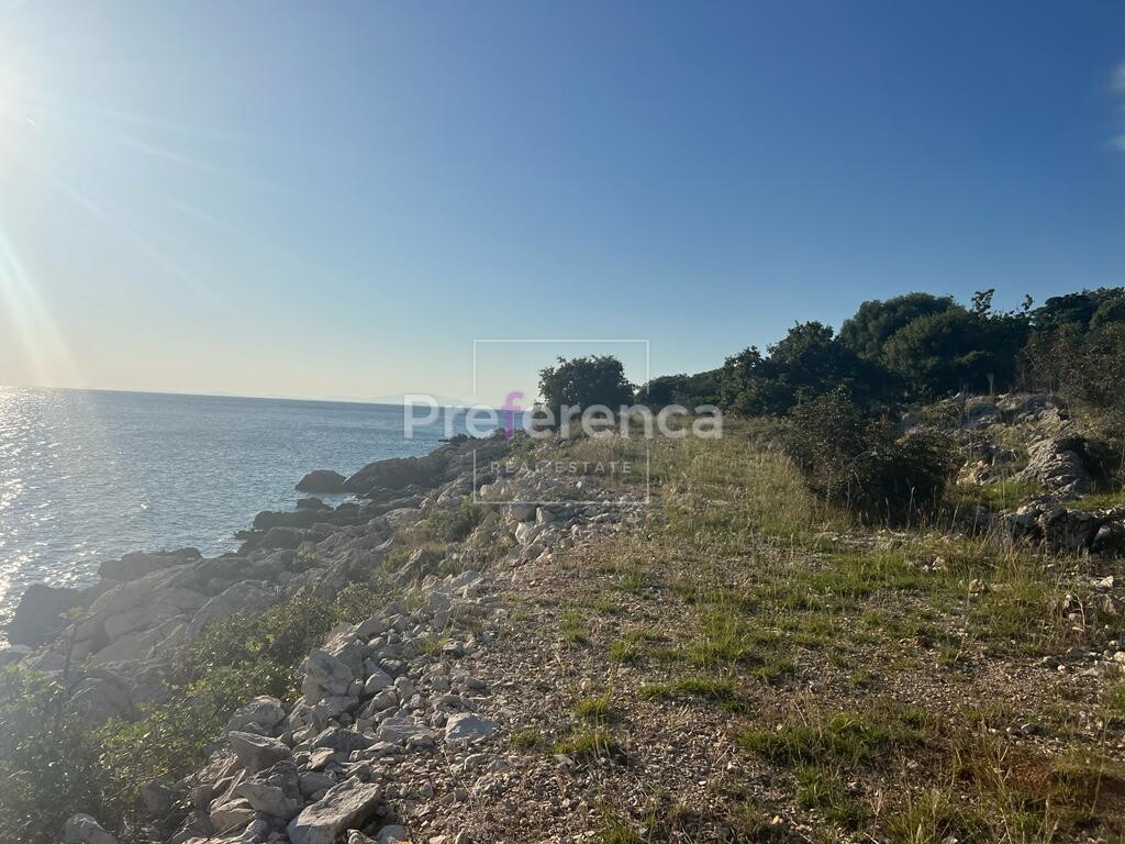 Image 6226930 - 11