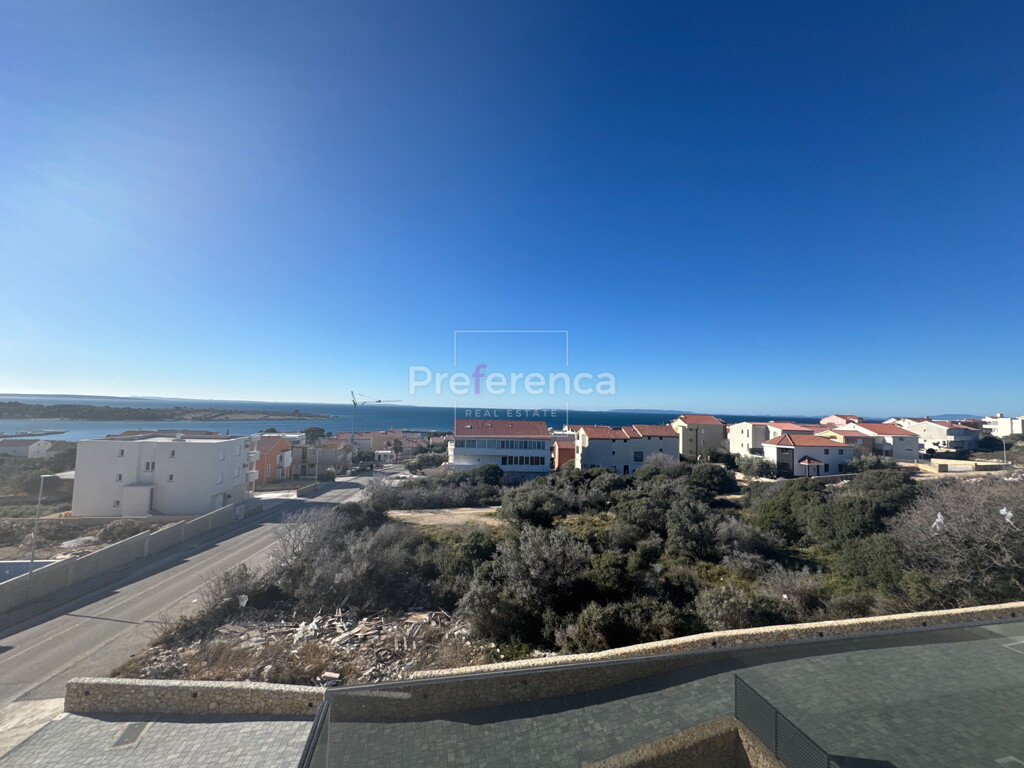 Image 6226938 - 12