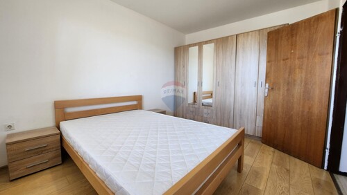 Thumbnail 6227012 - 1