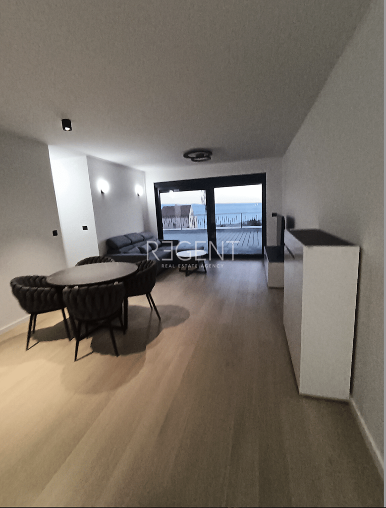 Image 6227045 - 2