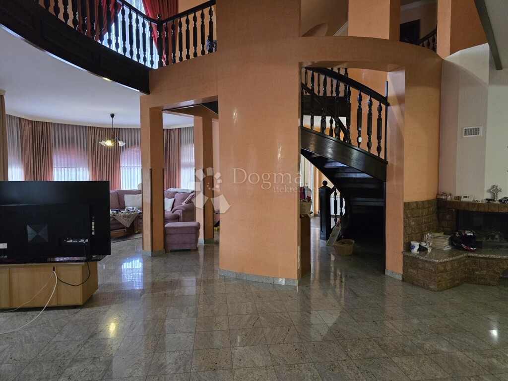 Image 6227175 - 21