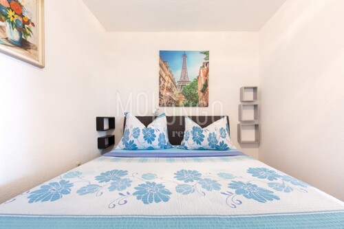 CRIKVENICA, samostojeća kuća sa 6 apartmana i bazenom!