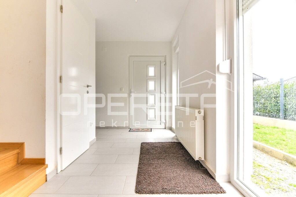 Image 6227270 - 18