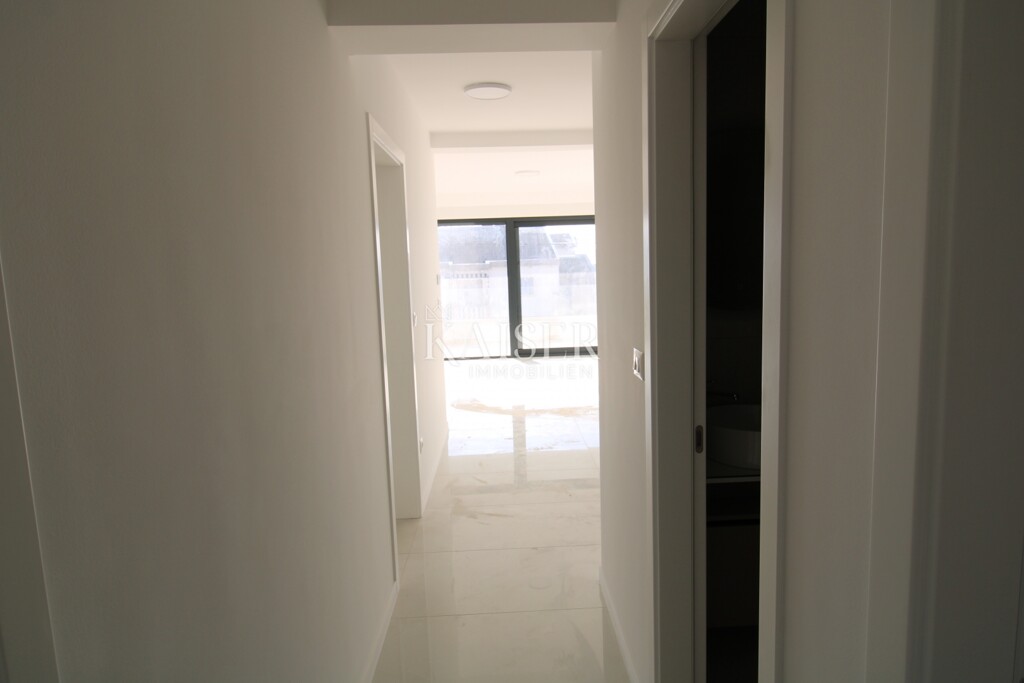 Image 6227272 - 22