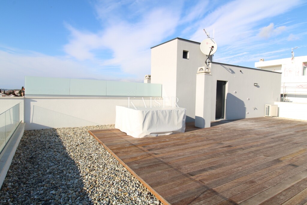 Image 6227272 - 6