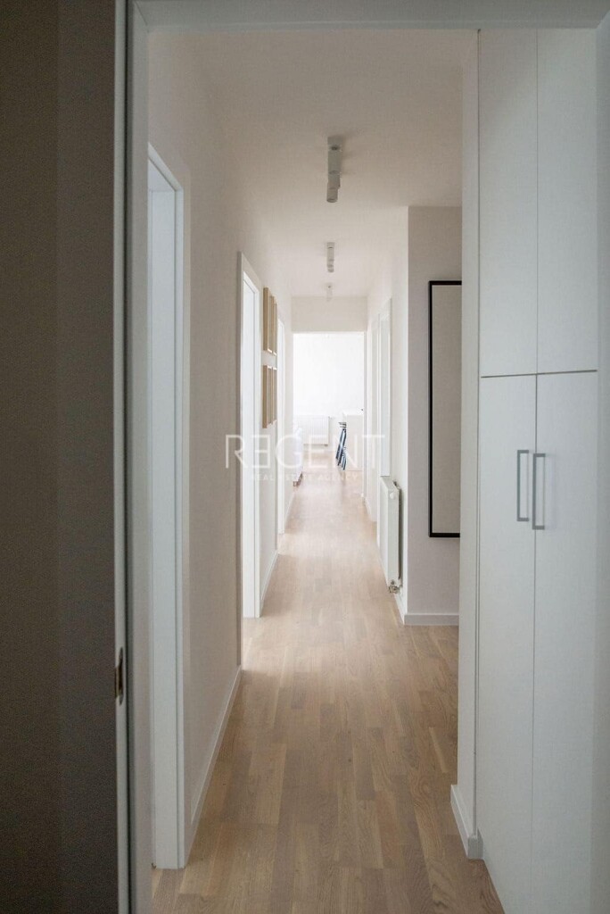 Image 6227308 - 11