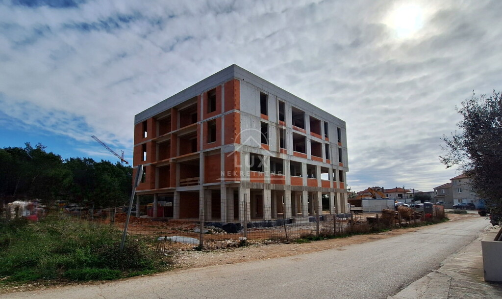 Image 6227772 - 1