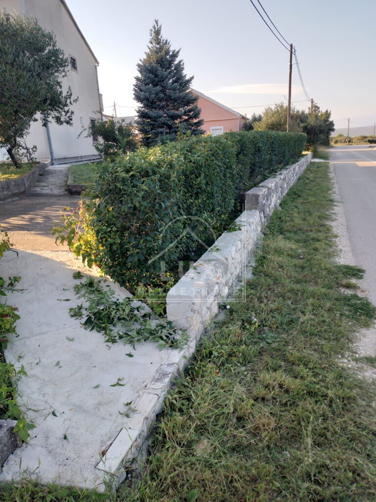 Image 6227783 - 6