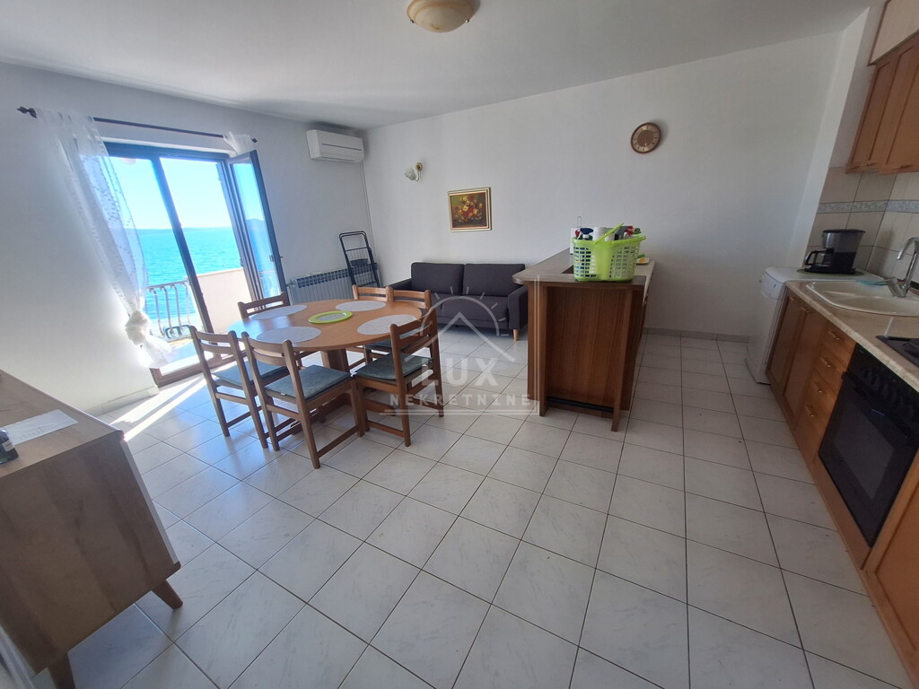 Image 6227800 - 16