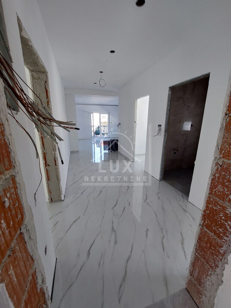 Image 6227833 - 9