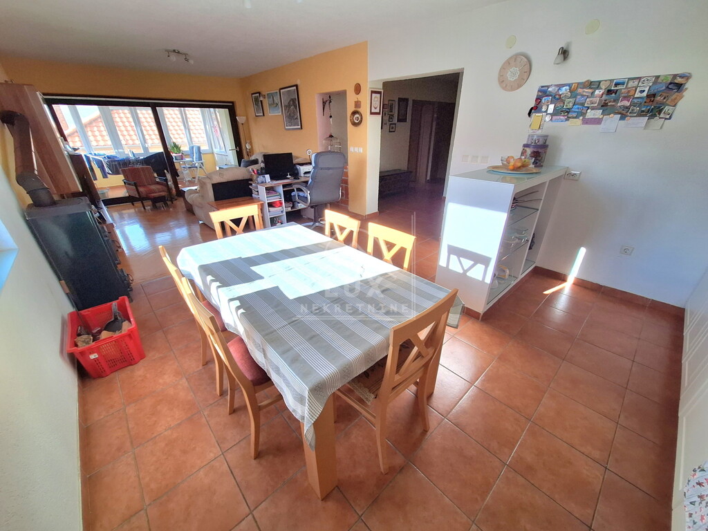 Image 6227847 - 9