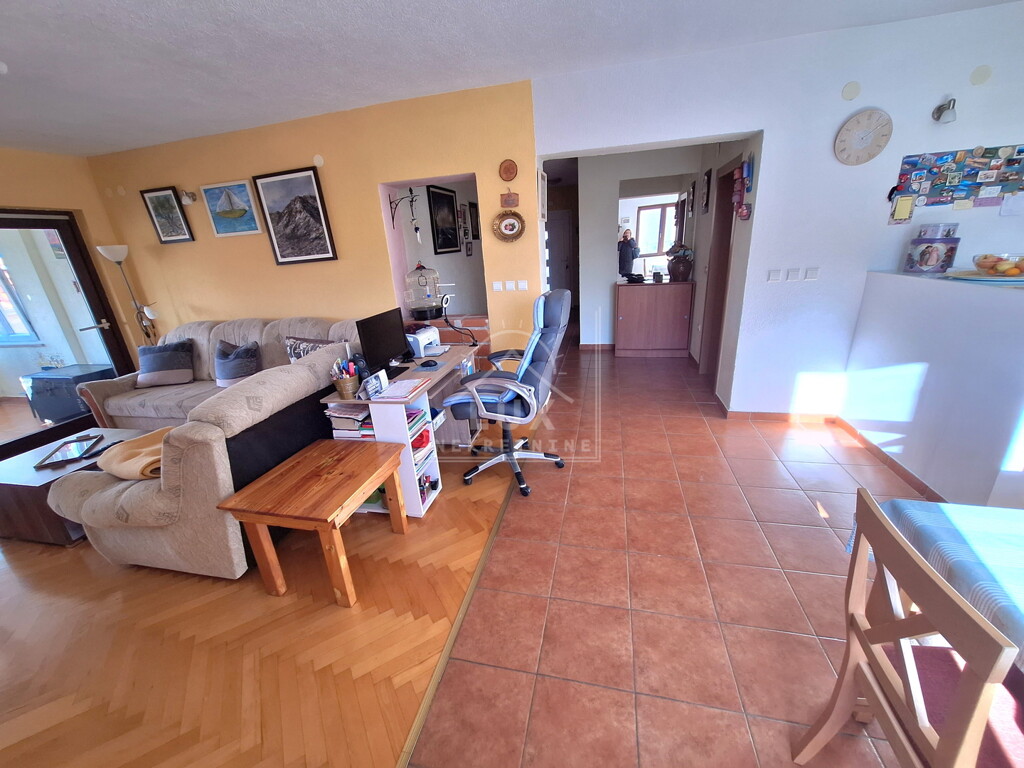 Image 6227847 - 7