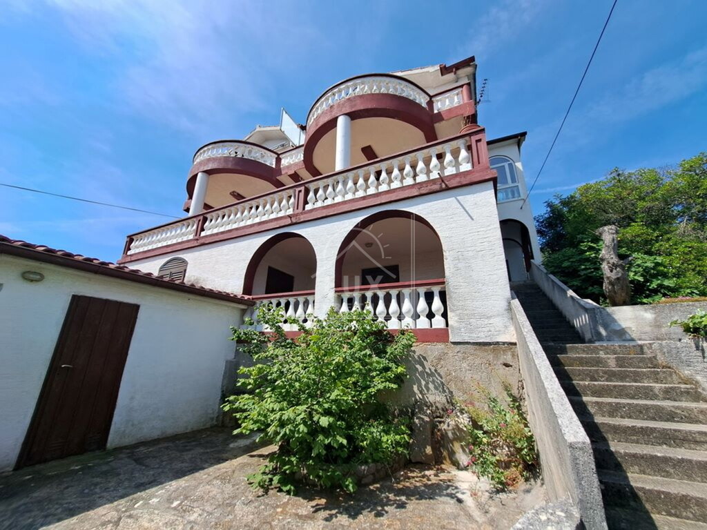 Image 6227850 - 4