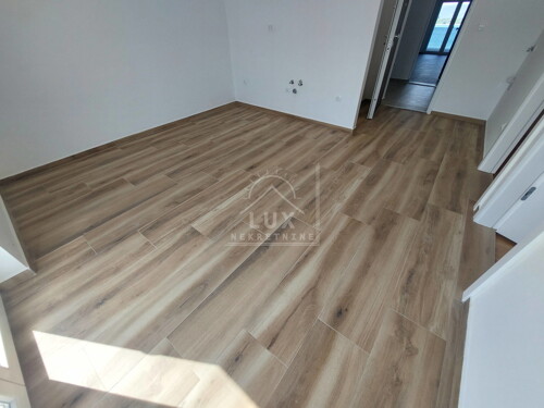 Dvosoban apartman, 1. red do mora, Turanj nedaleko Zadra i Biograda n/m