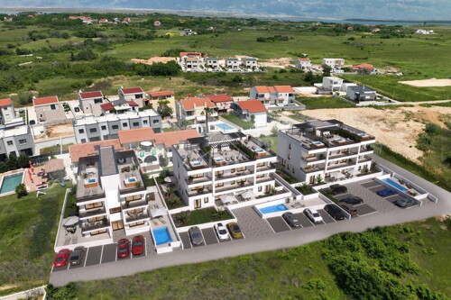 Dvosoban stan na 2. katu s krovnom terasom, Privlaka nedaleko Zadra, NOVOGRAD...
