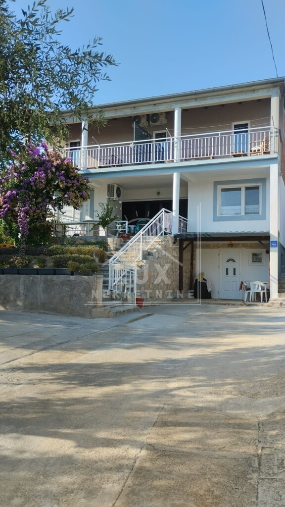 Image 6227897 - 4