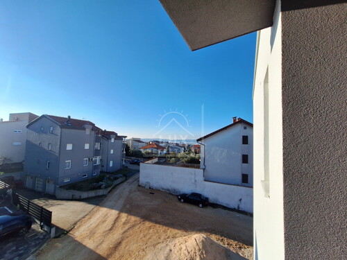 Thumbnail 6227903 - 9