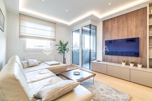 Zagreb, Trnje, luksuzan dvosoban stan s loggiom + GPM 56 m2
