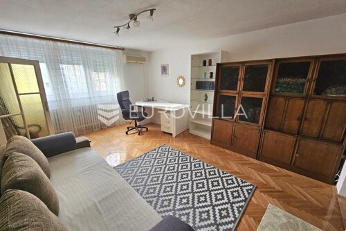 Osijek, Centar, Prodaja, stan 77 m 2 u Kapucinskoj, 4.kat