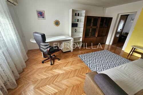 Osijek, Centar, Prodaja, stan 77 m 2 u Kapucinskoj, 4.kat