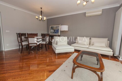 Zagreb, Goljak, prekrasan četverosoban stan 120 m2
