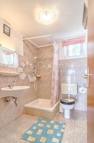 Thumbnail 6228064 - 7