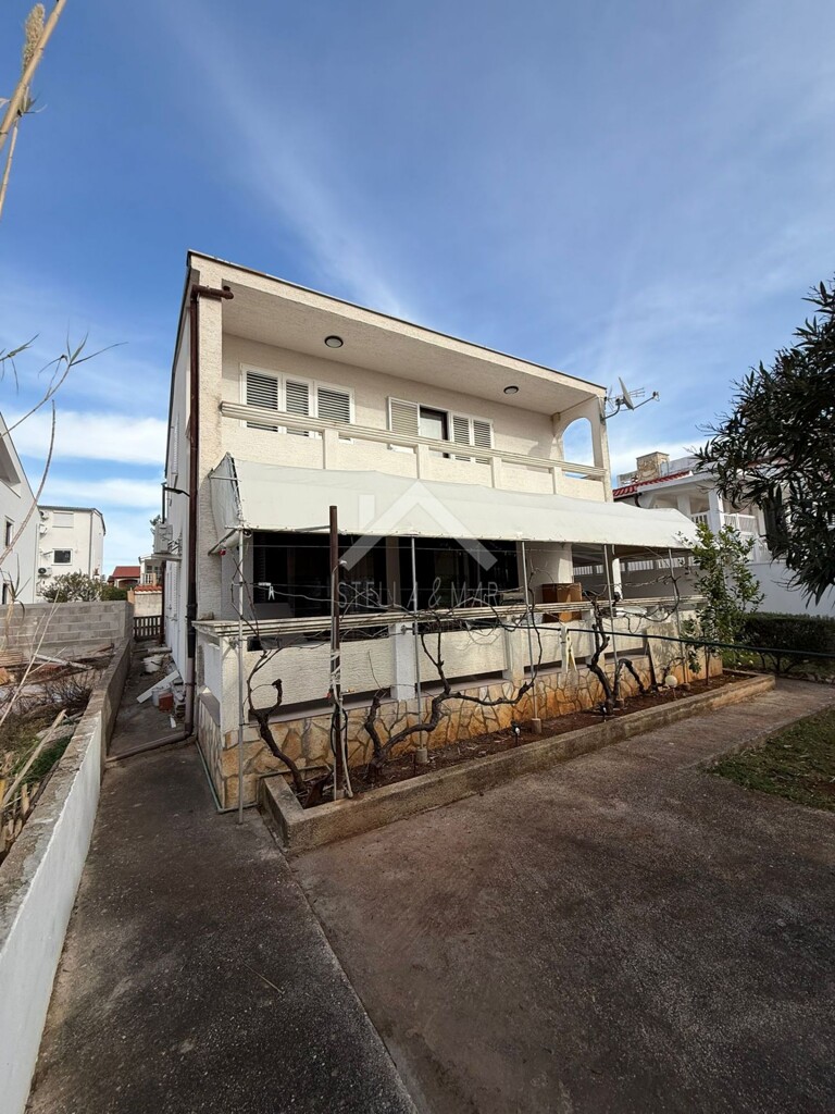 Image 6228067 - 2