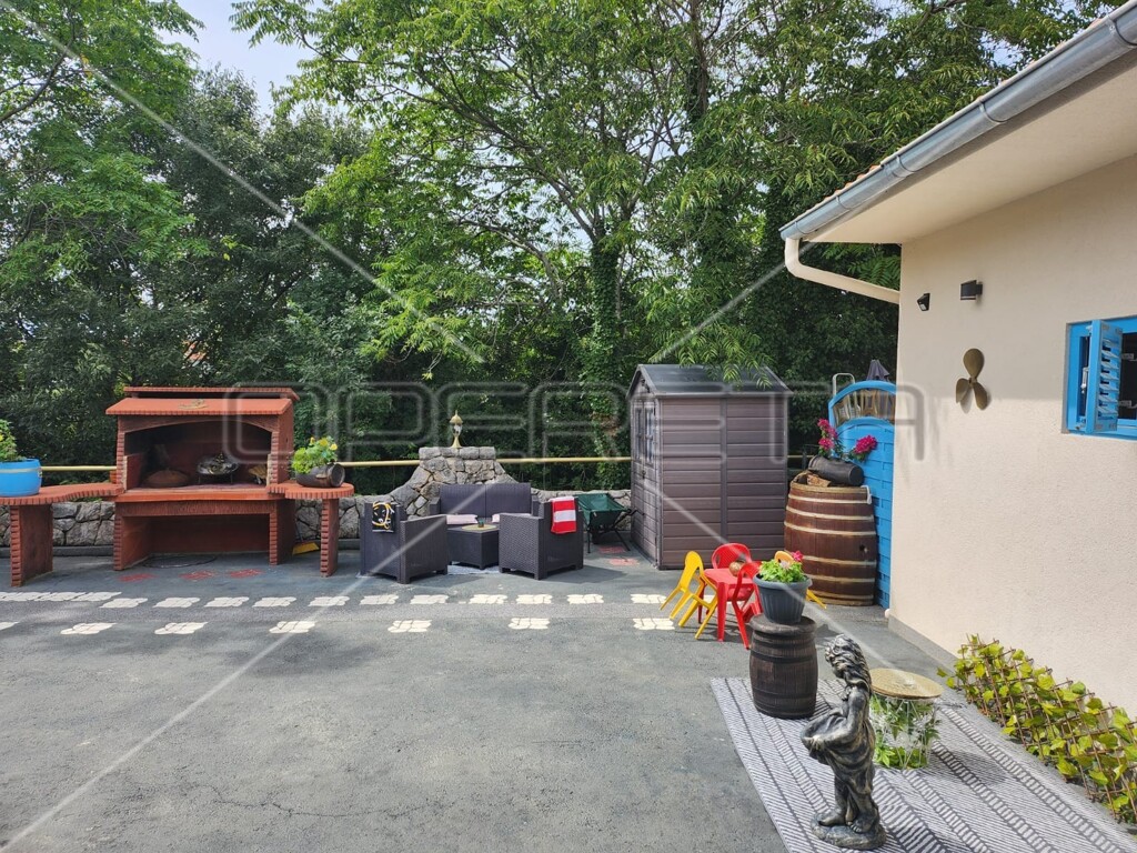 Image 6228241 - 17