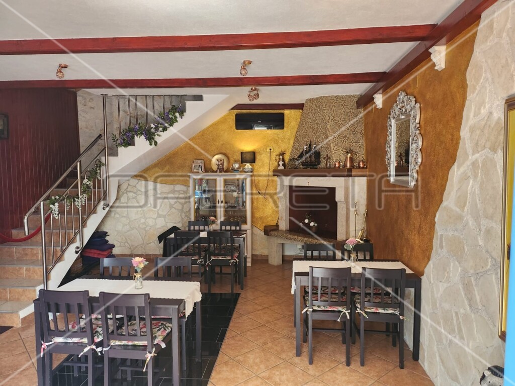 Image 6228241 - 11