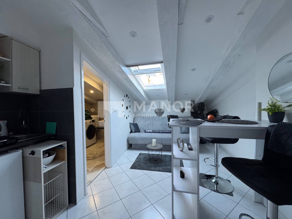 Image 6228257 - 1