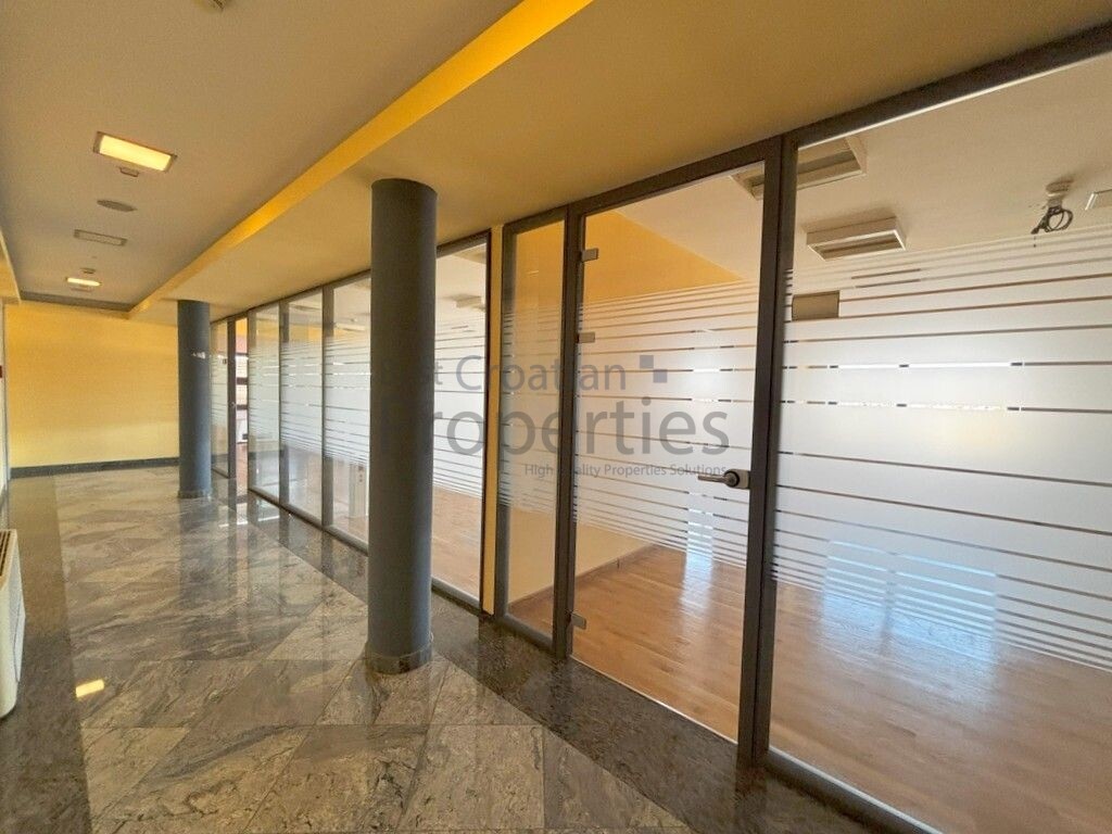 Image 6228272 - 23