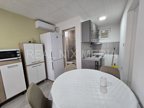 Thumbnail 6228287 - 8