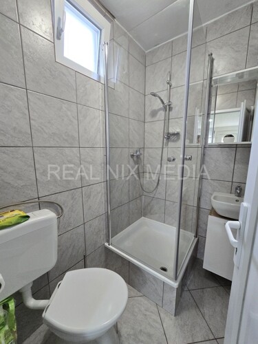 Thumbnail 6228287 - 4