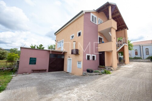 Lišane Ostrovačke, 381 m2, garža, okućnica !