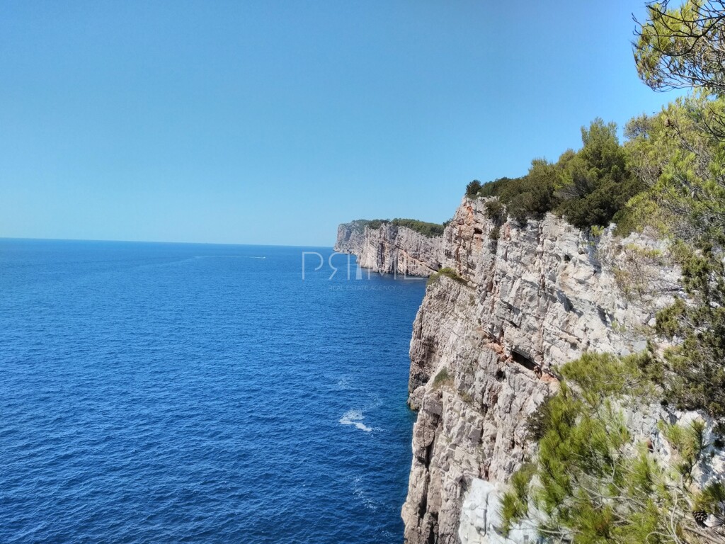 Image 6228593 - 1