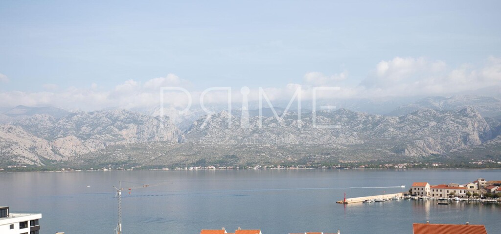 Image 6228613 - 20