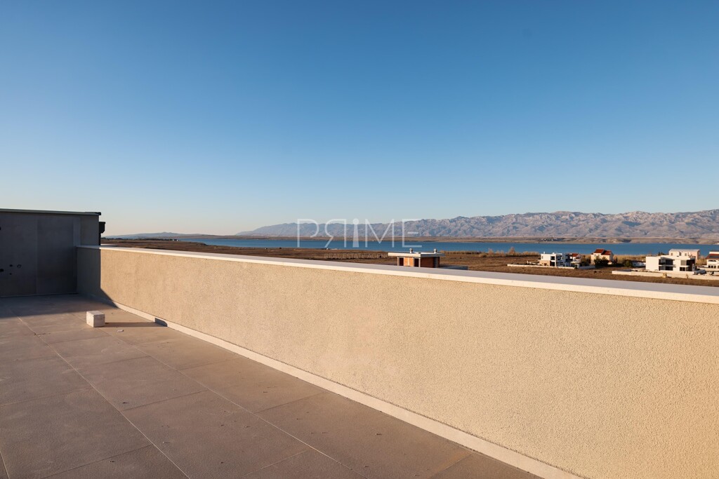 Image 6228620 - 17