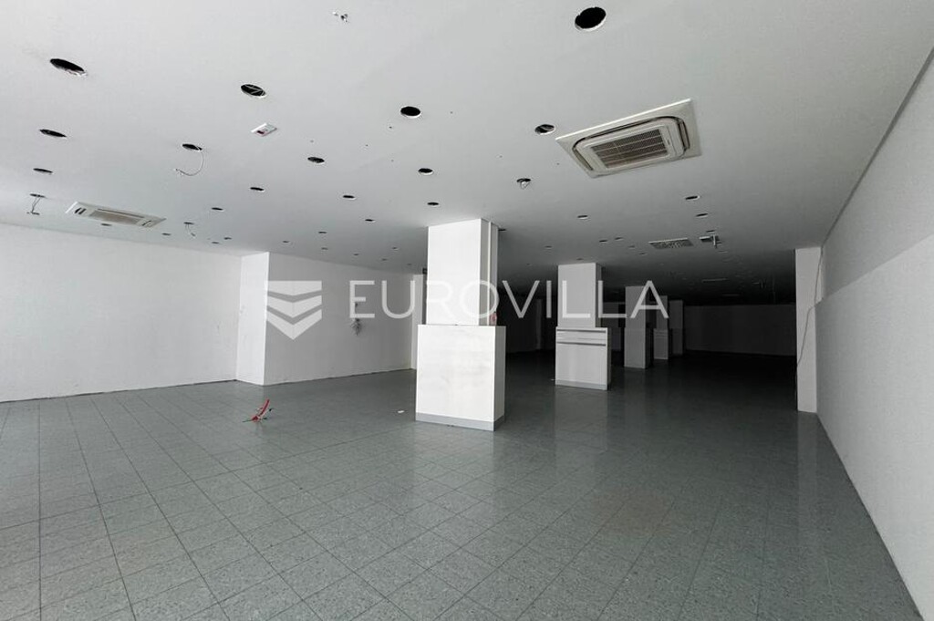Image 6228815 - 1