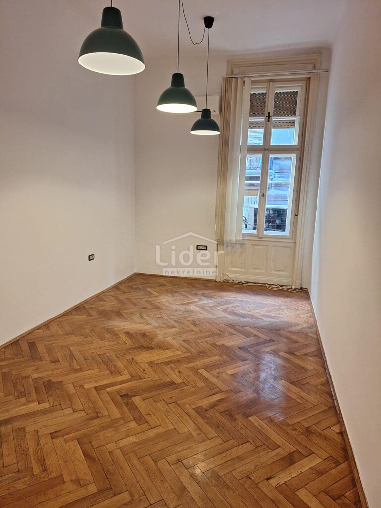 Image 6228831 - 4