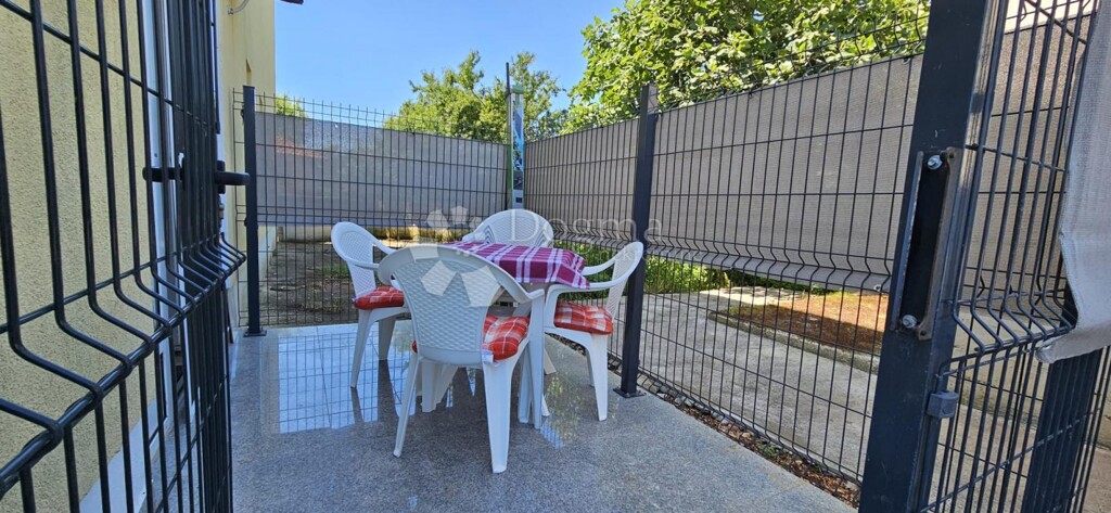 Image 6228848 - 5