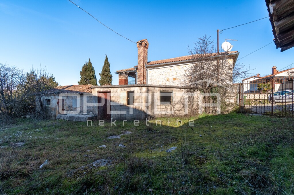 Image 6228976 - 8