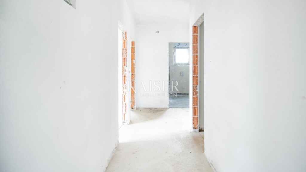 Image 6228980 - 6