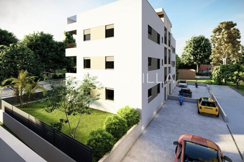 Kaštela, novogradnja 1. kat trosoban stan 79 m2
