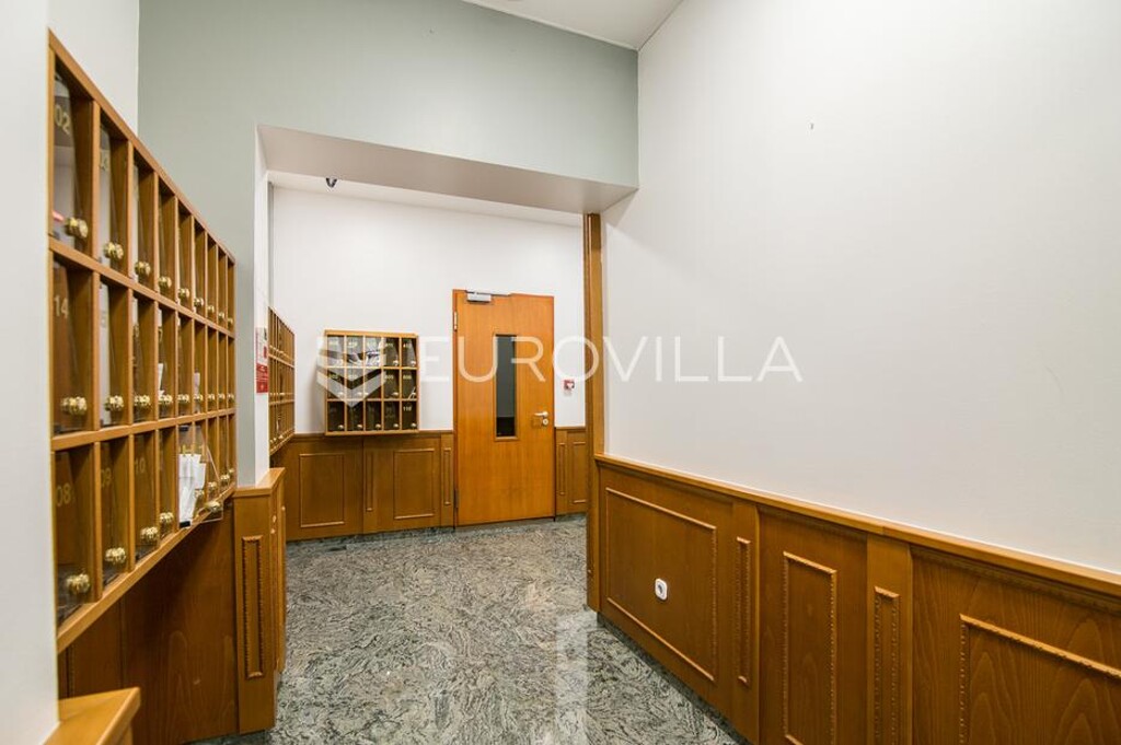 Image 6229550 - 16